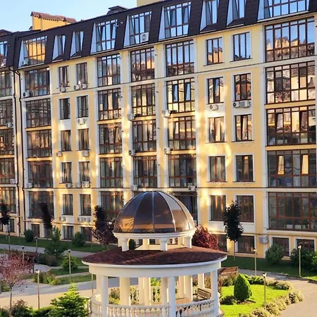 Club Marine Апартаменти
